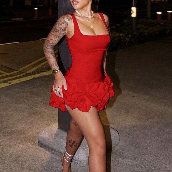 Red Elegant Women's Square Neck Sexy Party ruffled hem Bodycon mini Dress - Picture 2 of 5